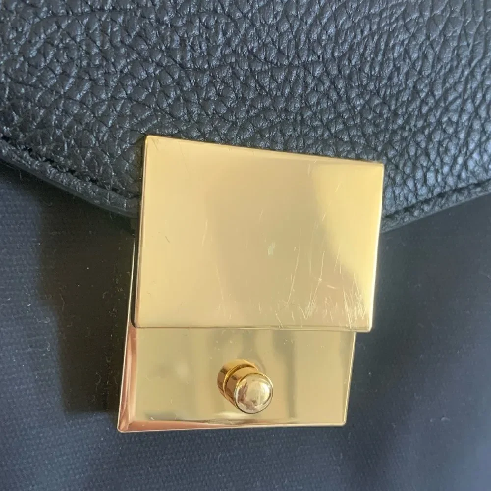 India Hicks excellent used